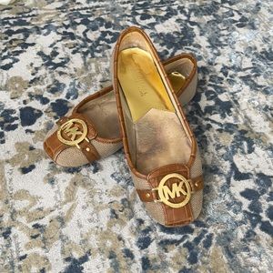 Michael Kors flats
